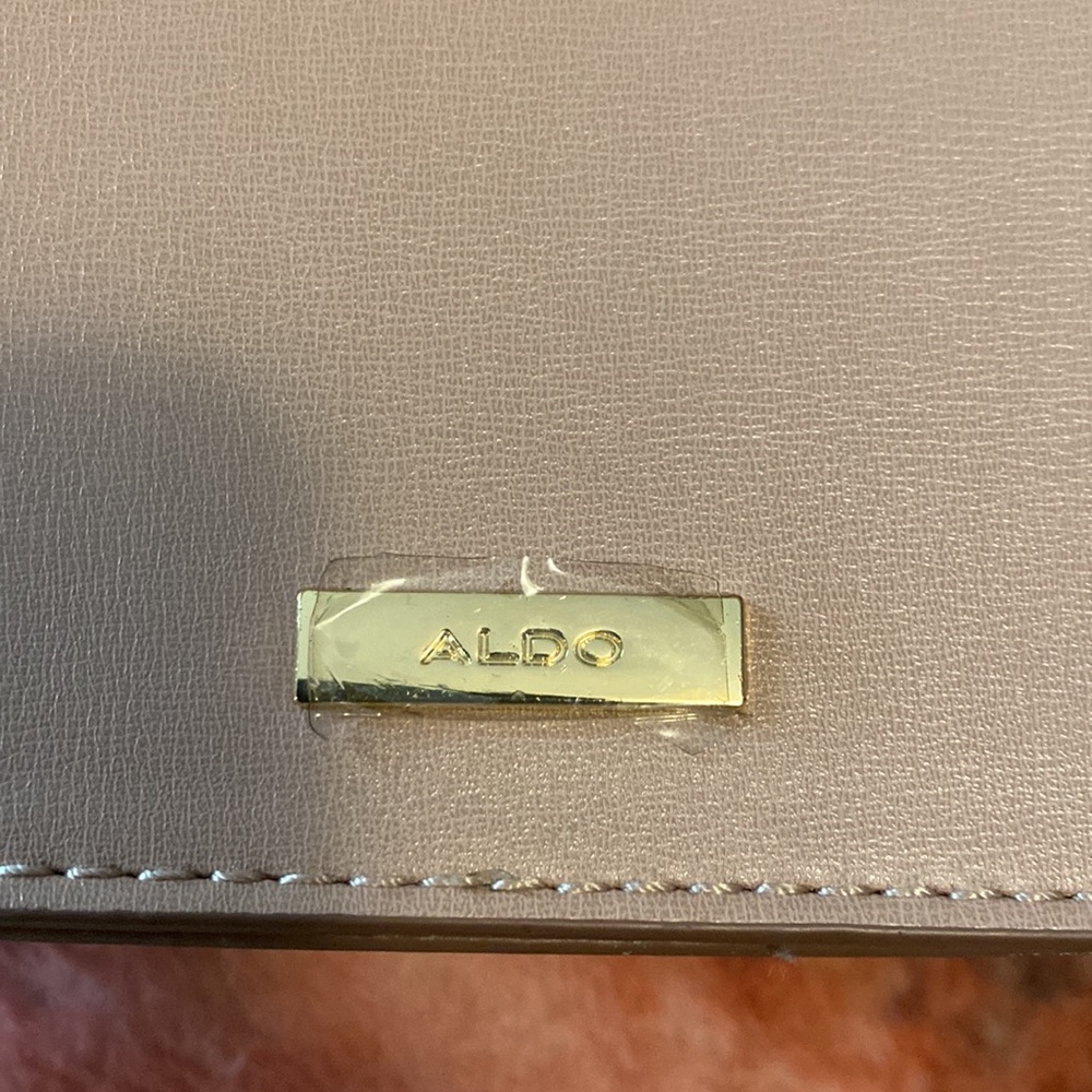 Purse - Picture 3 of 4